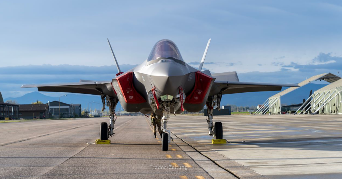 The Future of Fighter Jets: Lockheed and Boeing are Competing for NGAD!